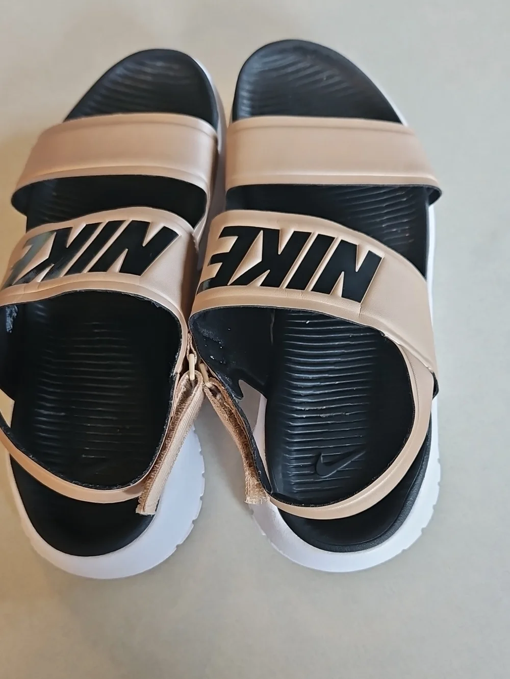 Nike Women's Tanjun Sandals